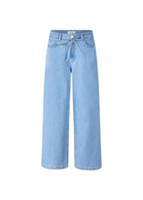 IsoldeMD effen broek - Light Blue Wash-Jeans-Modström-Butler Loftet