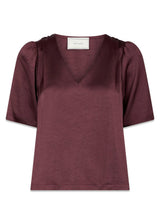 Largo Zware Satijnen Blouse - Bordeaux-Blouses-Neo Noir-Butler Loftet