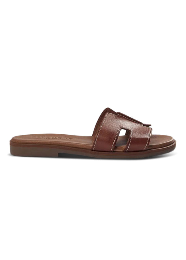 Pam - Tan-Sandalen-Pavement-Butler Loftet