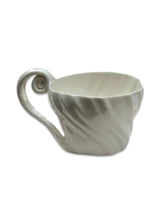 Getijdenbeker met handvat - Wit-Accessoires-Atelier Merée-Butler Loftet