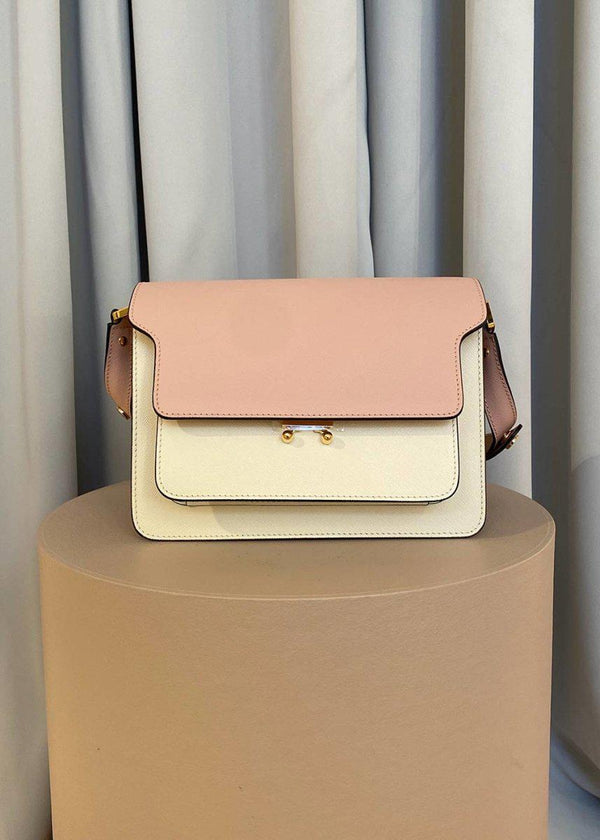 Marnis TRUNK BAG - Camellia/Talc/Natural. Køb designertasker||skuldertasker her.