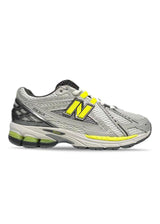 U190652H - Lichtzilver metallic-schoenen-New Balance-Butler Loft