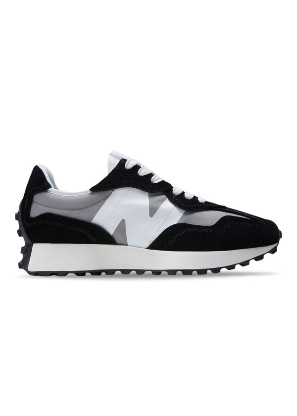 New Balances U327WEC - Black/Grey. Køb sneakers her.