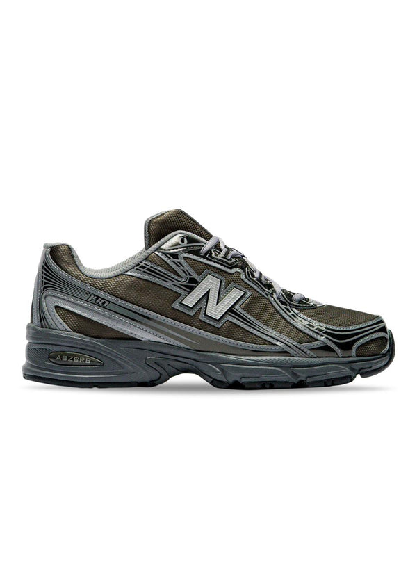 U7407YI - Zwart metallic-schoenen-New Balance-Butler Loft