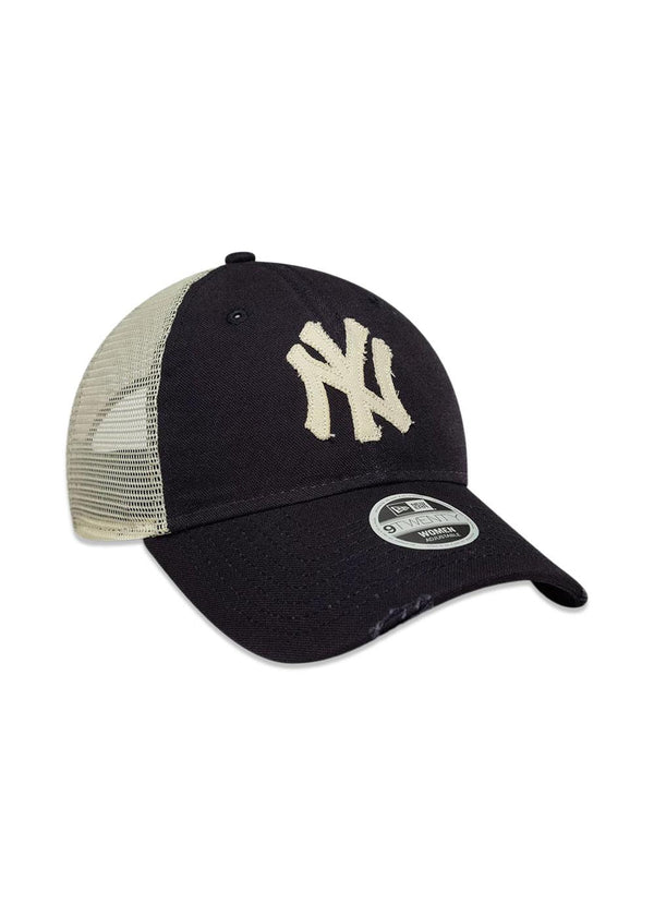 Wmns 9Twenty Trucker - Beige/Marine-Hoofddeksel-New Era-Butler Loftet
