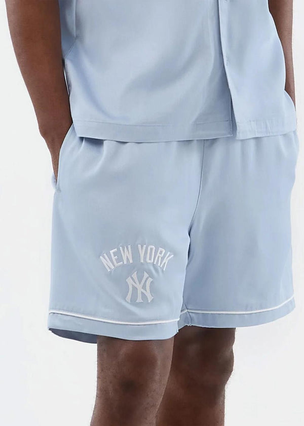Yankees Woven Short - Lichtblauw-Shorts-New Era-Butler Loftet