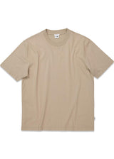 Nn. 07s Adam T-shirt 3209 - Greige. Køb sweatshirts her.
