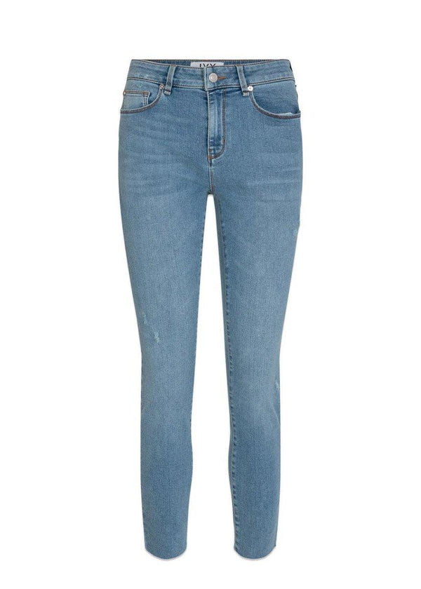 Ivy Copenhagen's Alexa Jeans Wash Bright Cool Org. Denim - Denimblauw. Koop hier jeans.