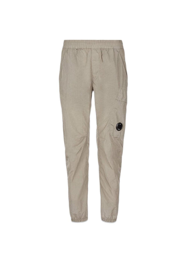 Cargobroek van C. P. Company Chroom - R - Cobblestone. Koop hier een broek.
