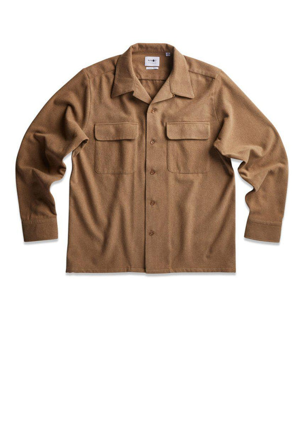 Nn. 07s Daniel 5352 - Camel. Køb shirts her.