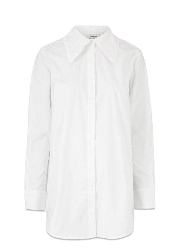 Modströms Godrick shirt - Off White. Køb shirts her.