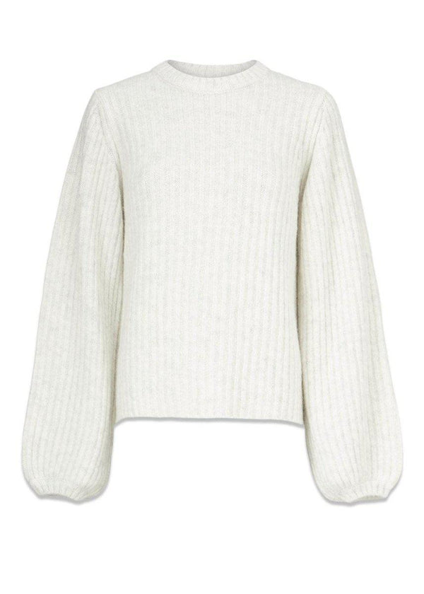Modströms Goldie o-neck - Off White. Køb strik her.