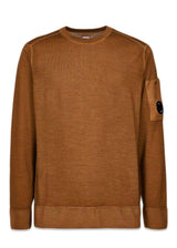 C.P. Companys Knitwear Crew Neck - Bronze Brow. Køb strik her.