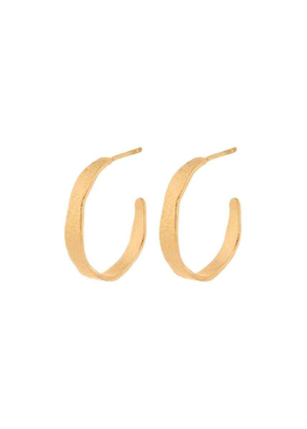 Pernille Corydons Moonscape Hoops Size 20 mm - Gold. Køb øreringe her.