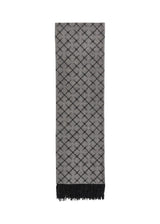 By Malene Birgers ORTEGA. - Light Grey Melange. Køb scarf her.