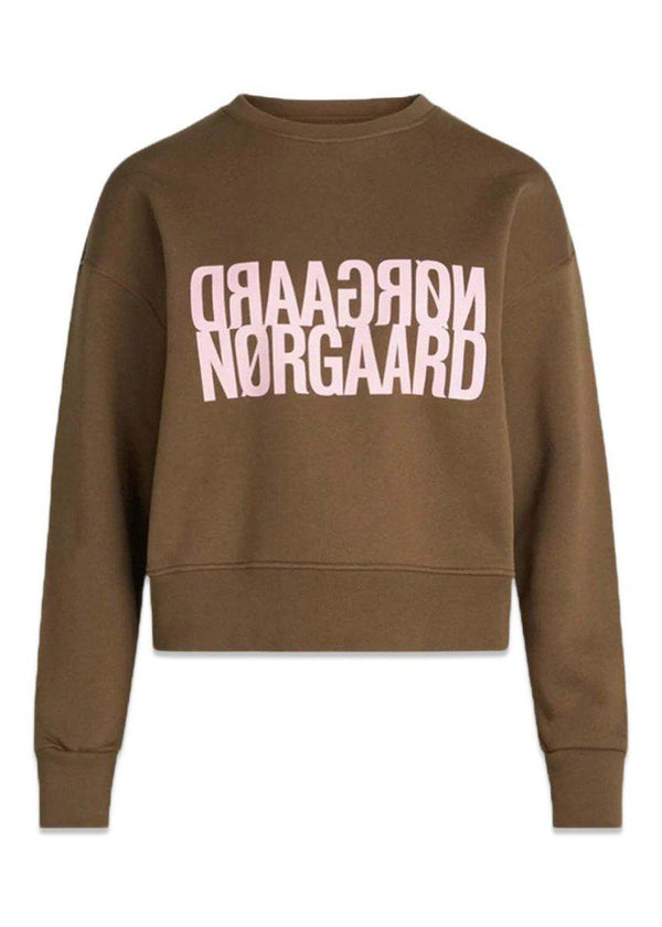 Mads Nørgaards Organic Sweat Tilvina Sweat - Desert Palm. Køb sweatshirts her.