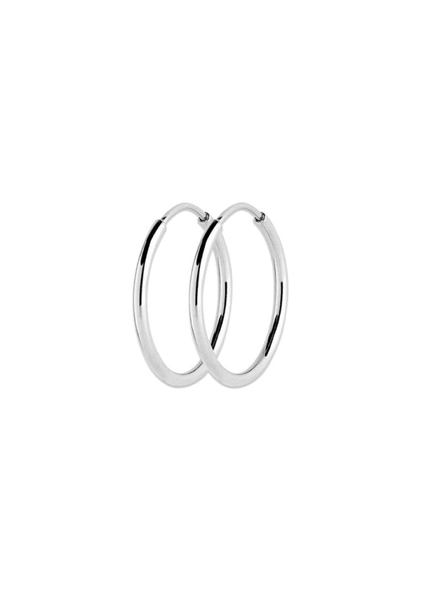 Maria Blacks Senorita 25 Hoop - Silver. Køb øreringe her.