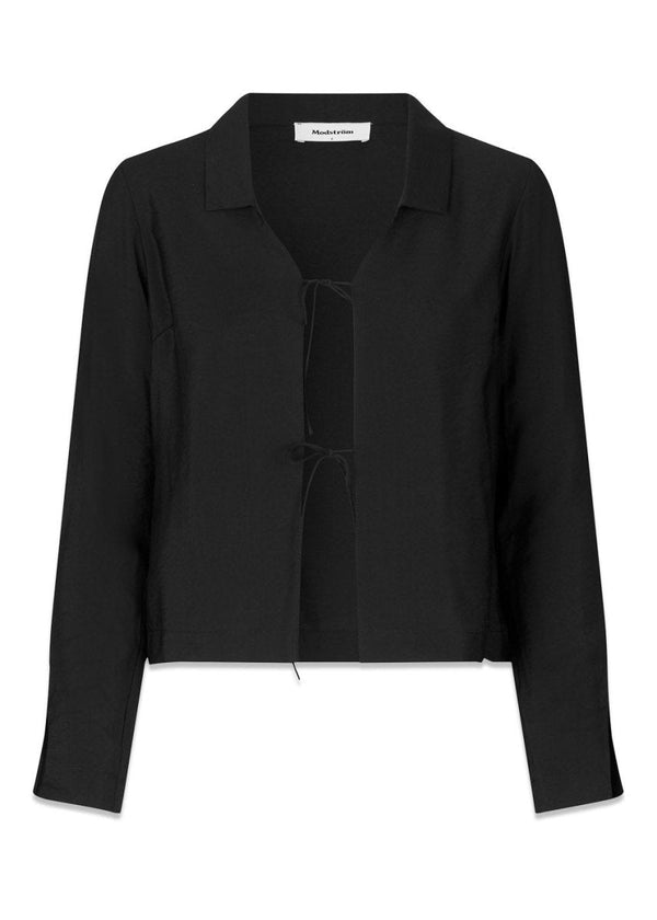 Modströms TrudaMD shirt - Black. Køb shirts her.